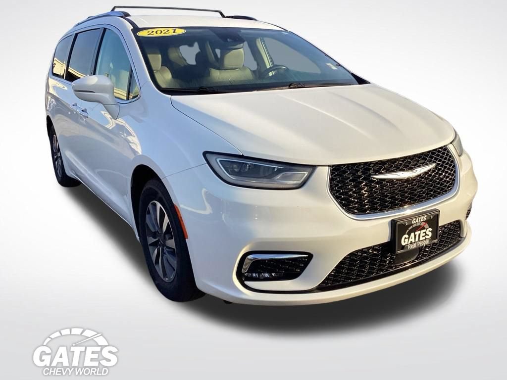 Used 2021 Chrysler Pacifica Touring-L FWD image 1
