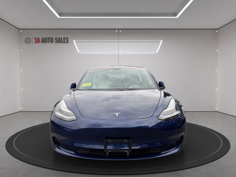 Used 2018 Tesla Model 3 Long Range image 8