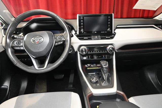 Certified 2020 Toyota RAV4 Limited image 13