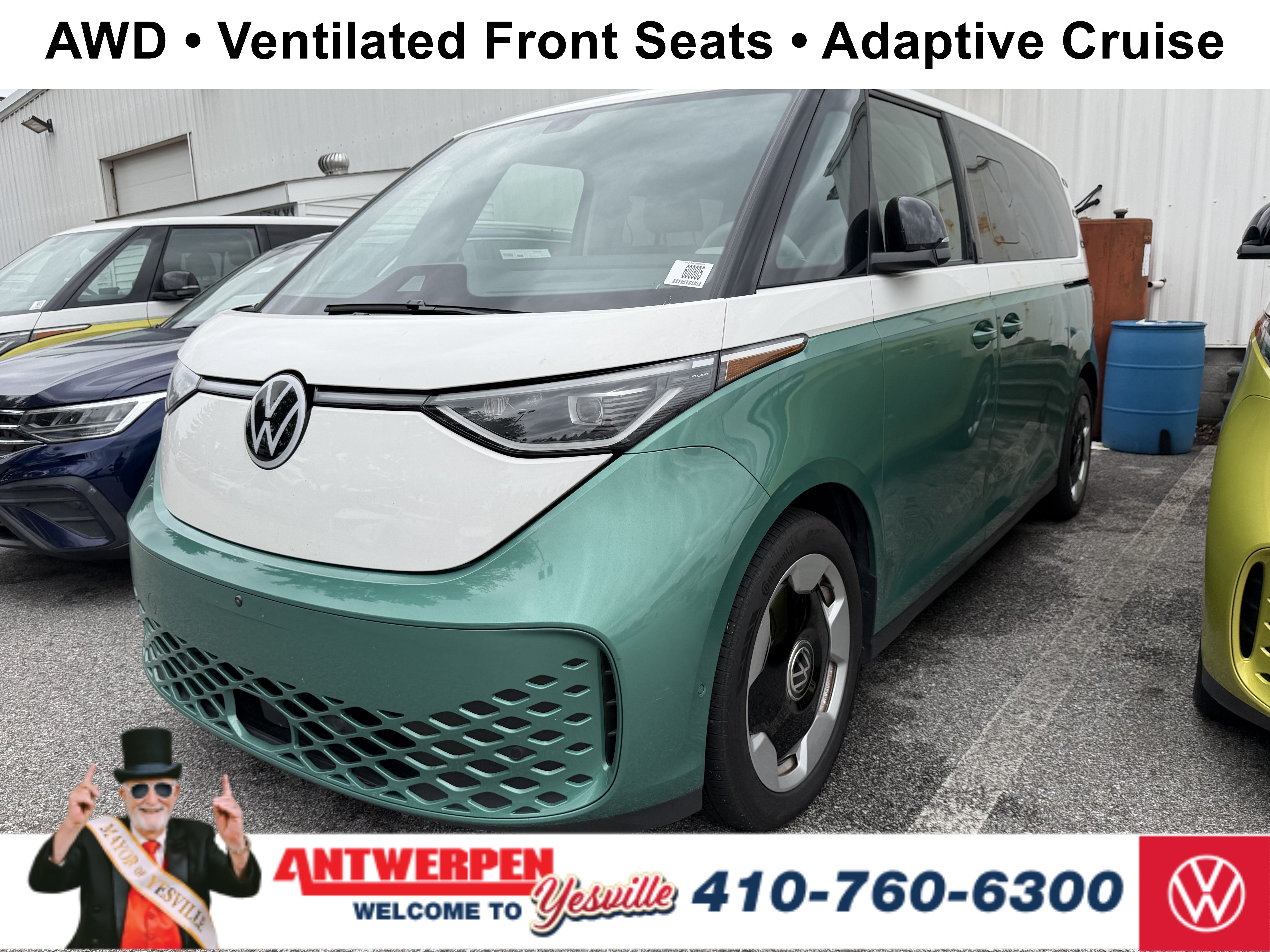 Used 2025 Volkswagen ID. Buzz Pro S Plus w/ Cupholders Package AWD/4WD image 1
