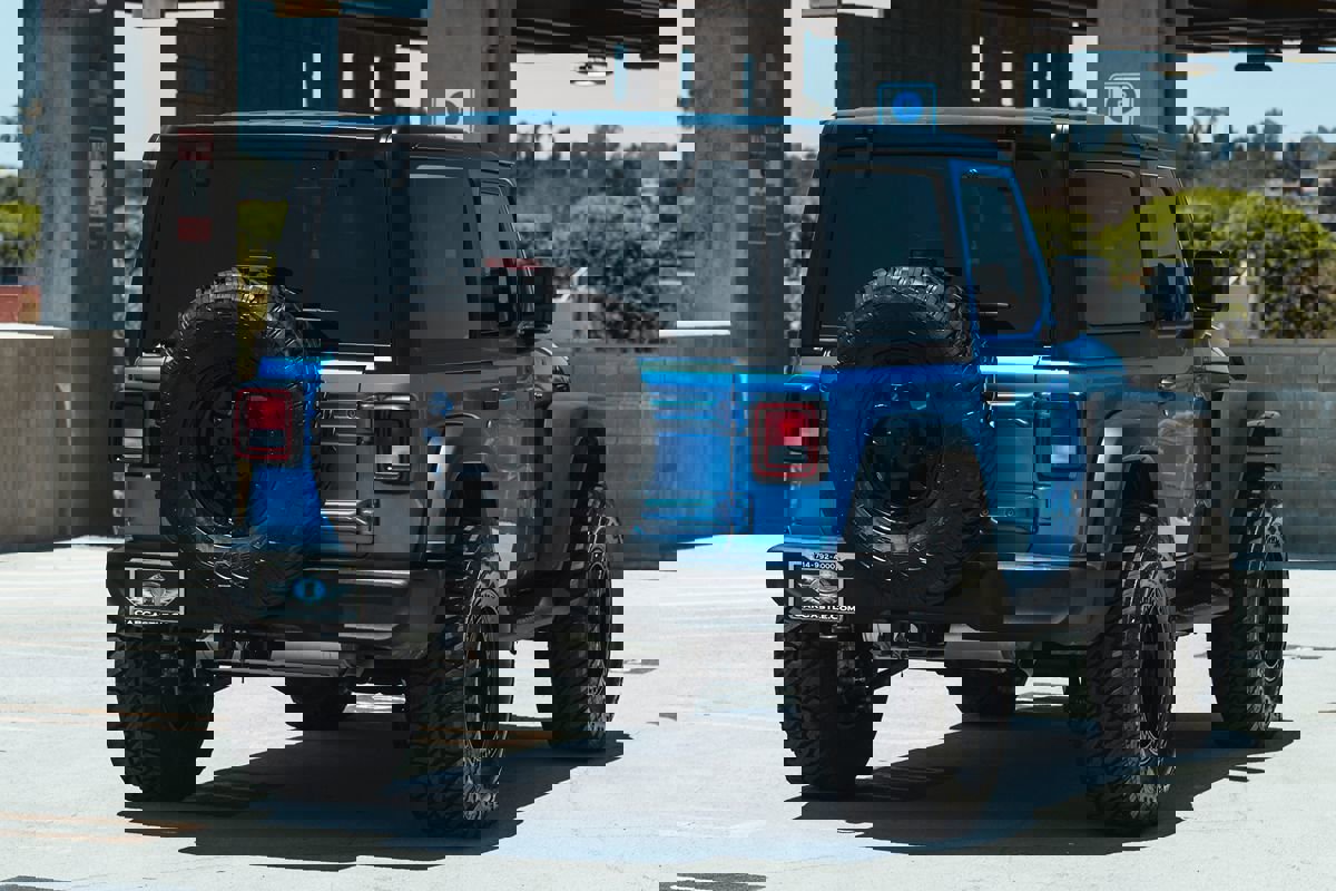 Used 2023 Jeep Wrangler Sport S image 13