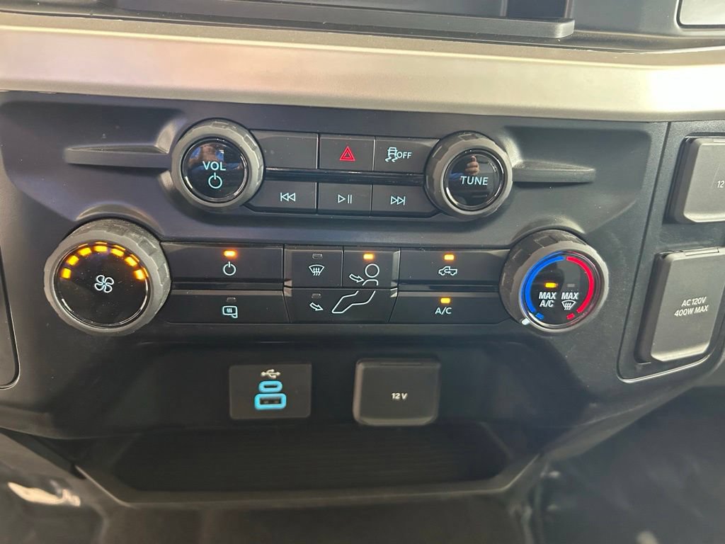 Used 2025 Ford F350 XLT AWD/4WD image 44