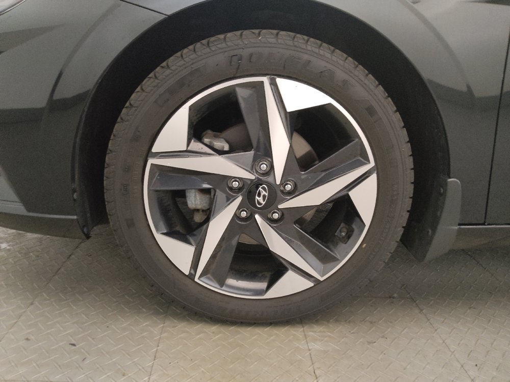 Used 2023 Hyundai Elantra SEL w/ Convenience Package FWD image 31