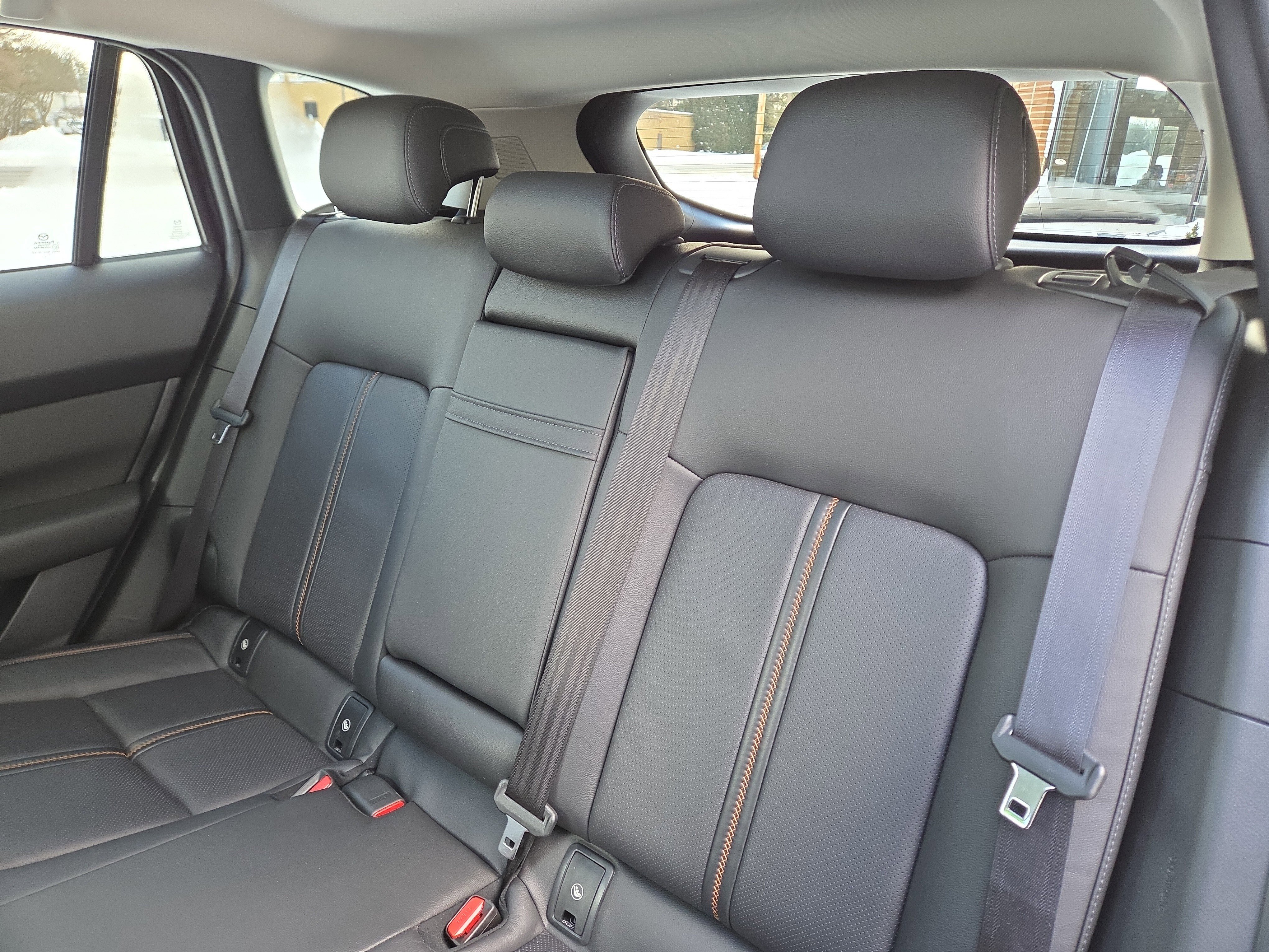 Certified 2025 MAZDA CX-50 2.5 Hybrid w/ Premium Plus Pkg image 13