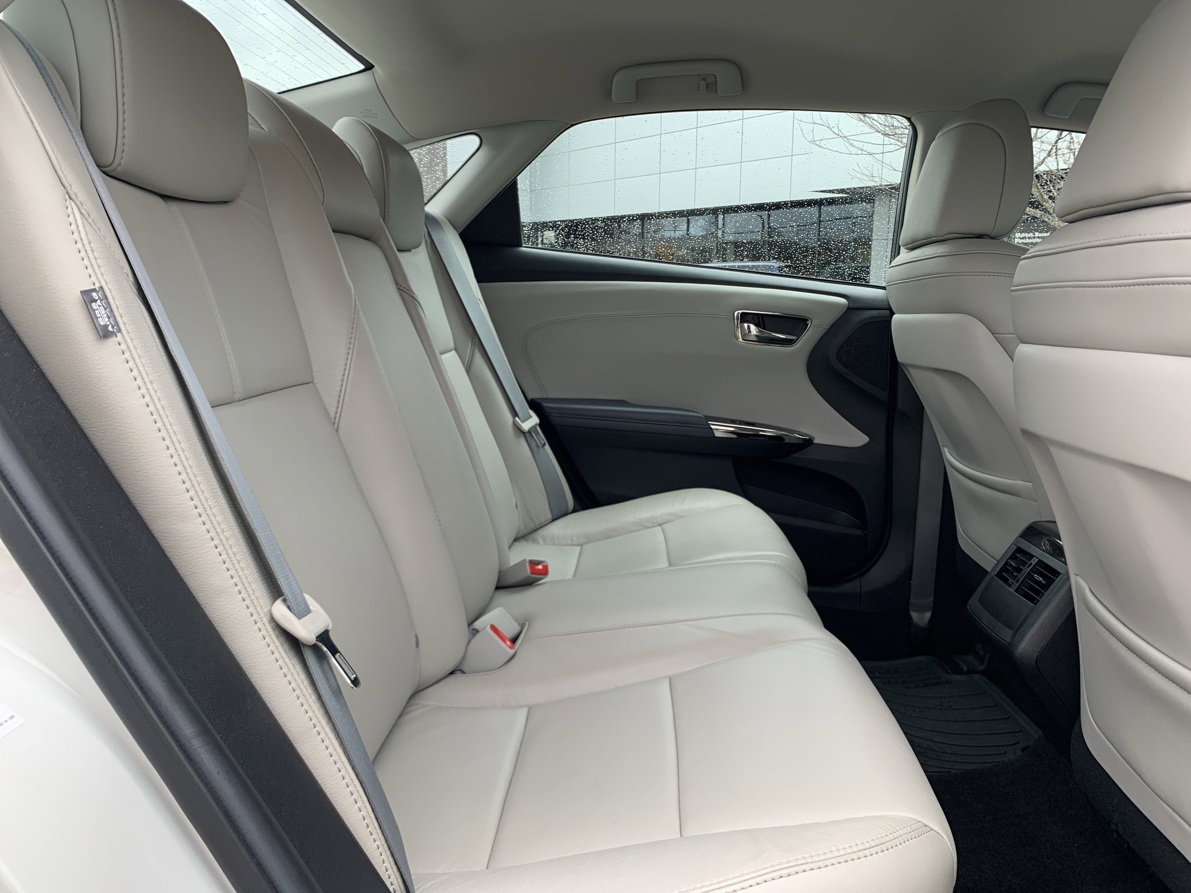 Used 2015 Toyota Avalon XLE image 33