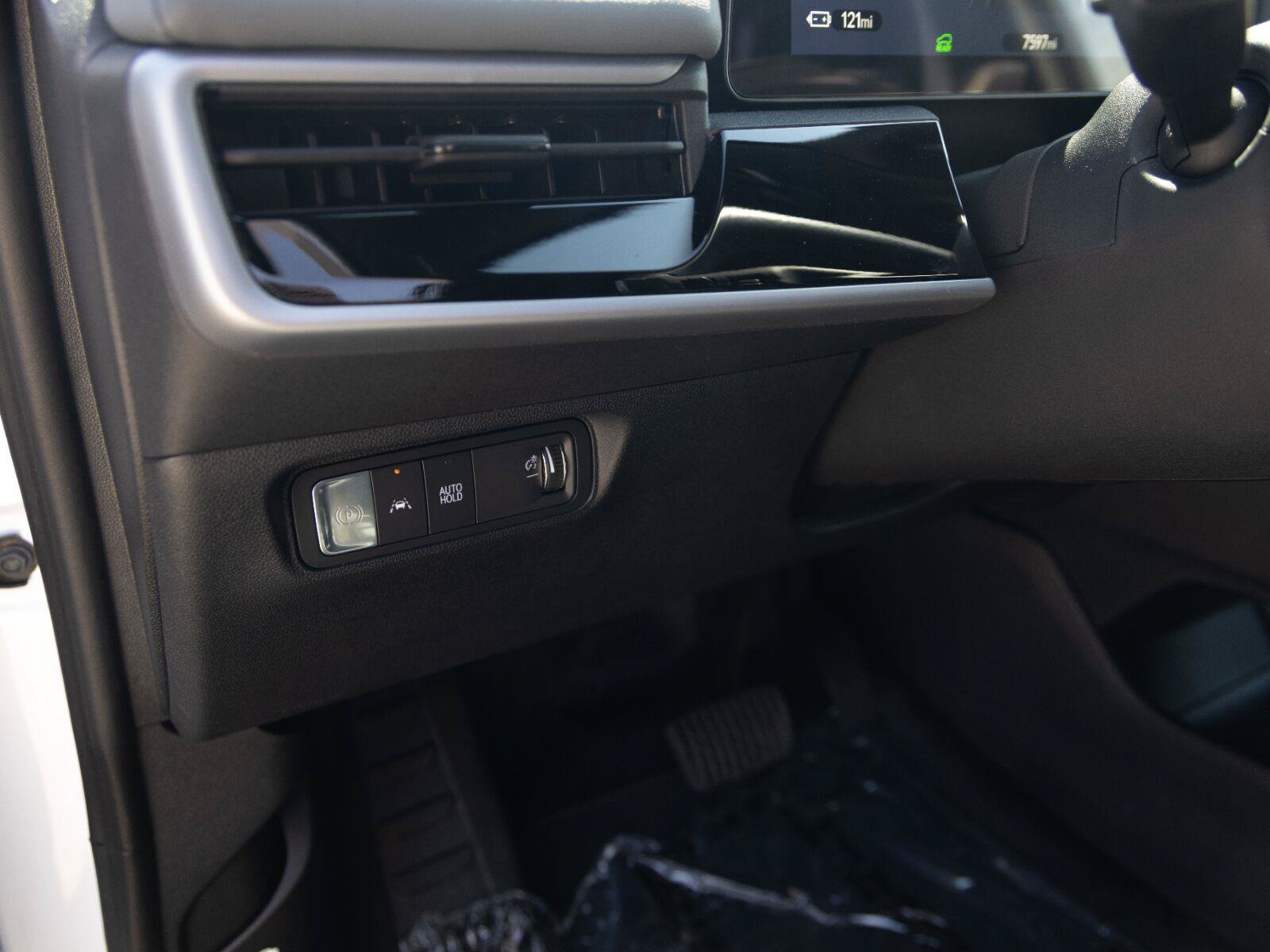 Used 2025 Honda Prologue Touring image 14