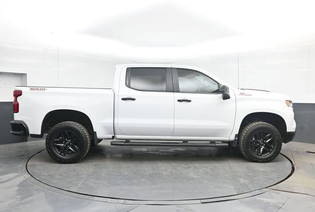 Used 2024 Chevrolet Silverado 1500 LT Trail Boss w/ Protection Package AWD/4WD image 15