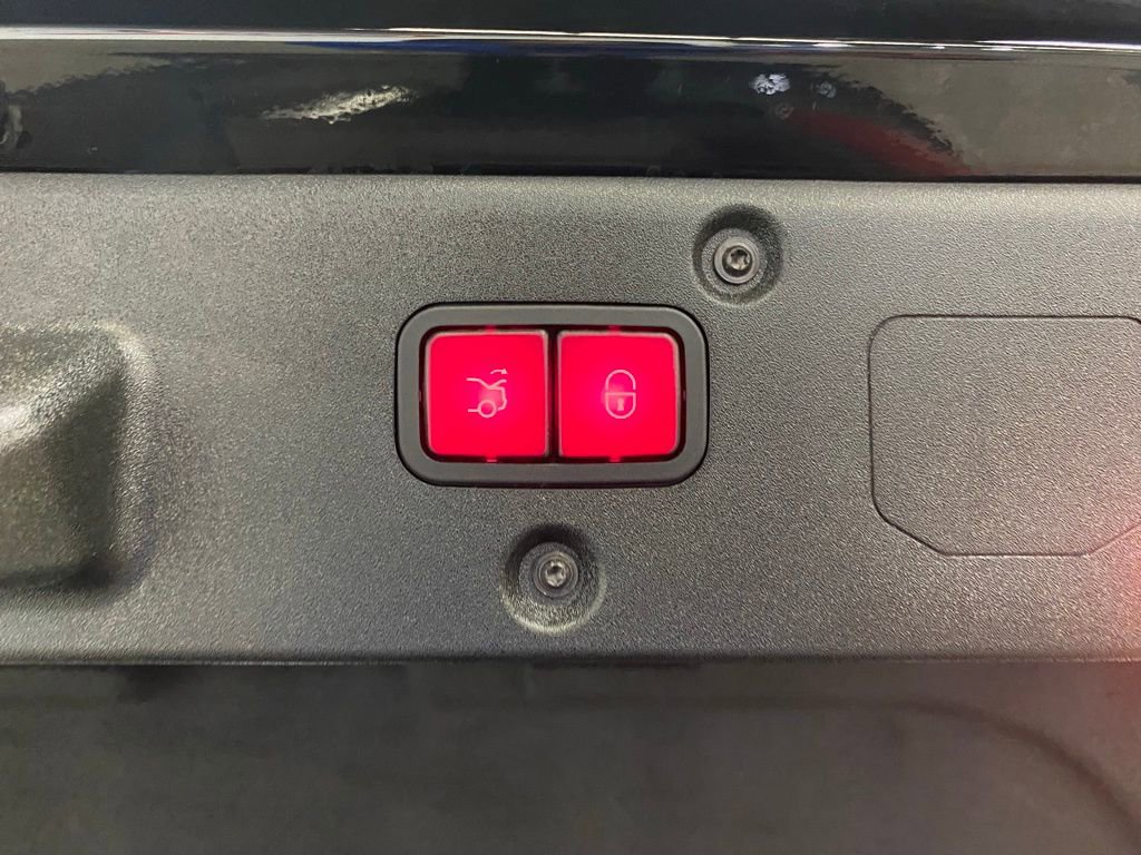 Used 2013 Mercedes-Benz CL 63 AMG image 13