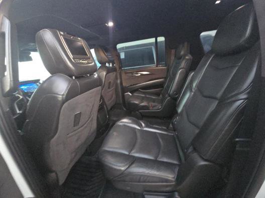 Used 2018 Cadillac Escalade ESV Platinum image 9