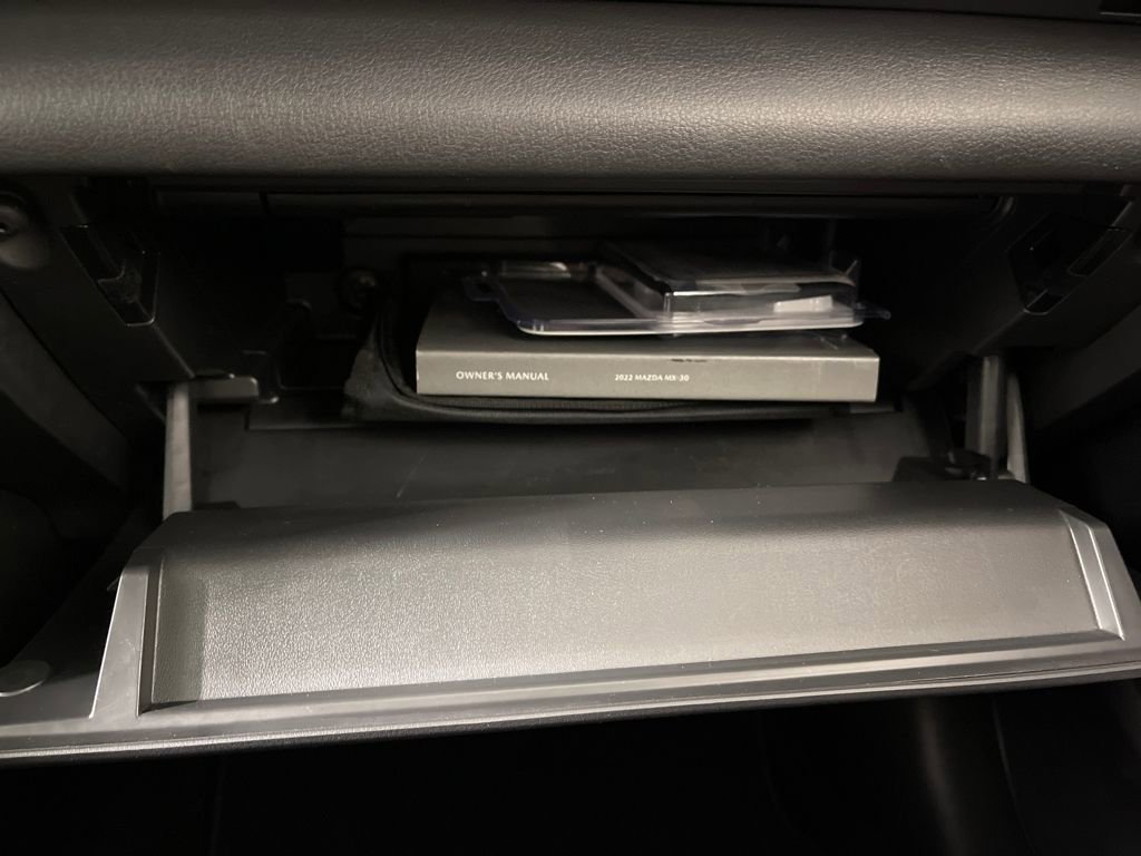 Used 2022 MAZDA MX-30 Electric w/ Premium Plus Pkg image 27