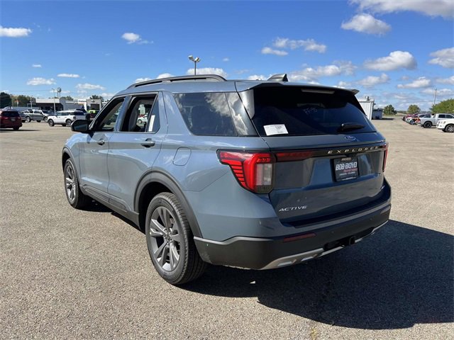 New 2026 Ford Explorer Active image 5