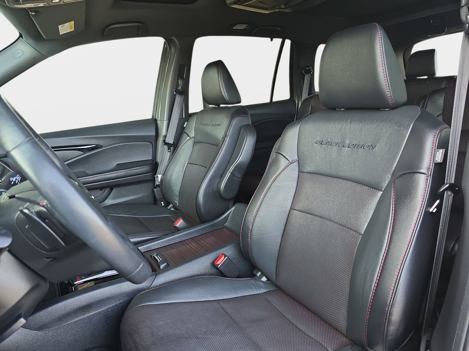 Certified 2022 Honda Pilot Black Edition image 18