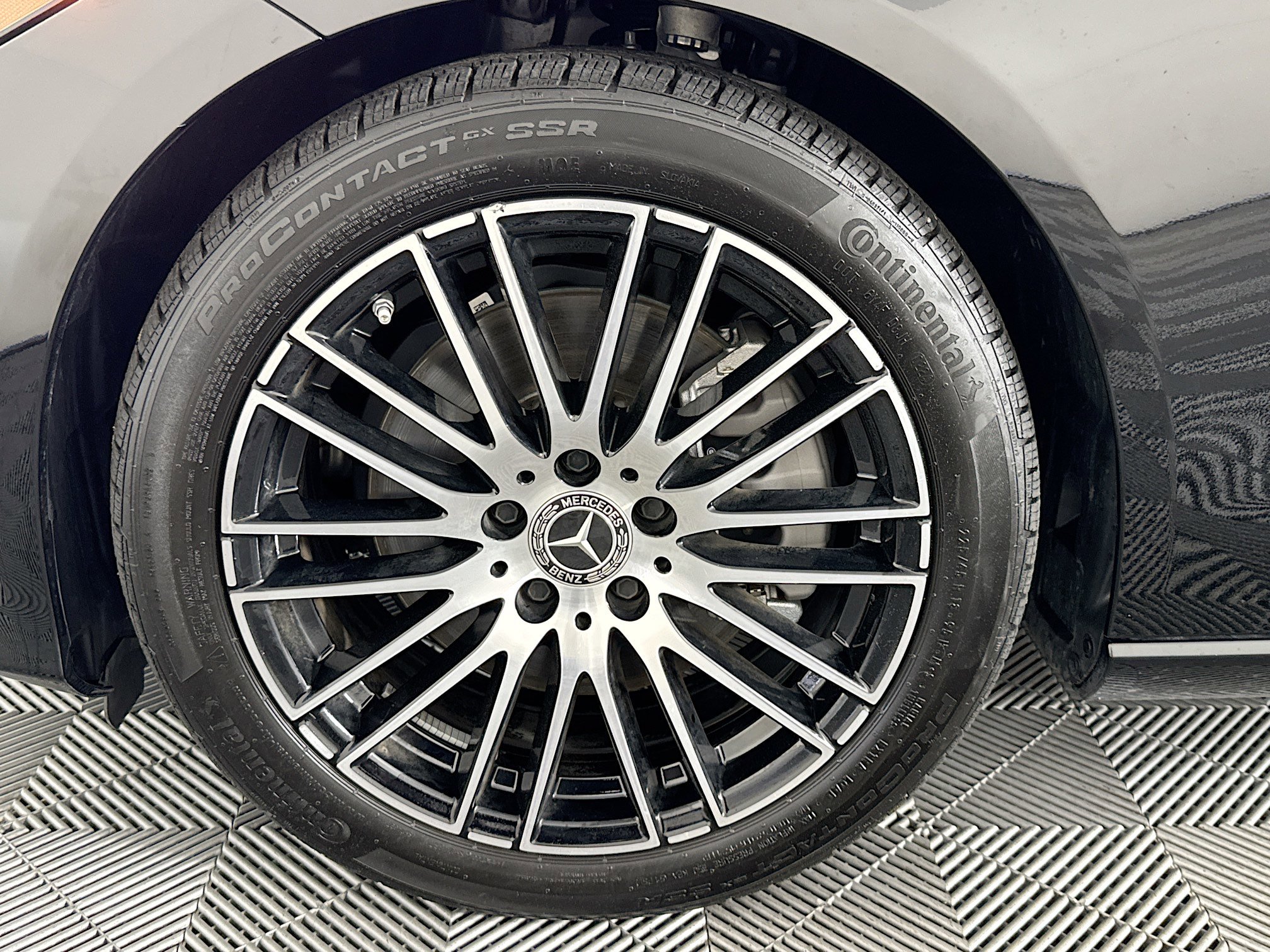 Used 2024 Mercedes-Benz C 300 Sedan image 36