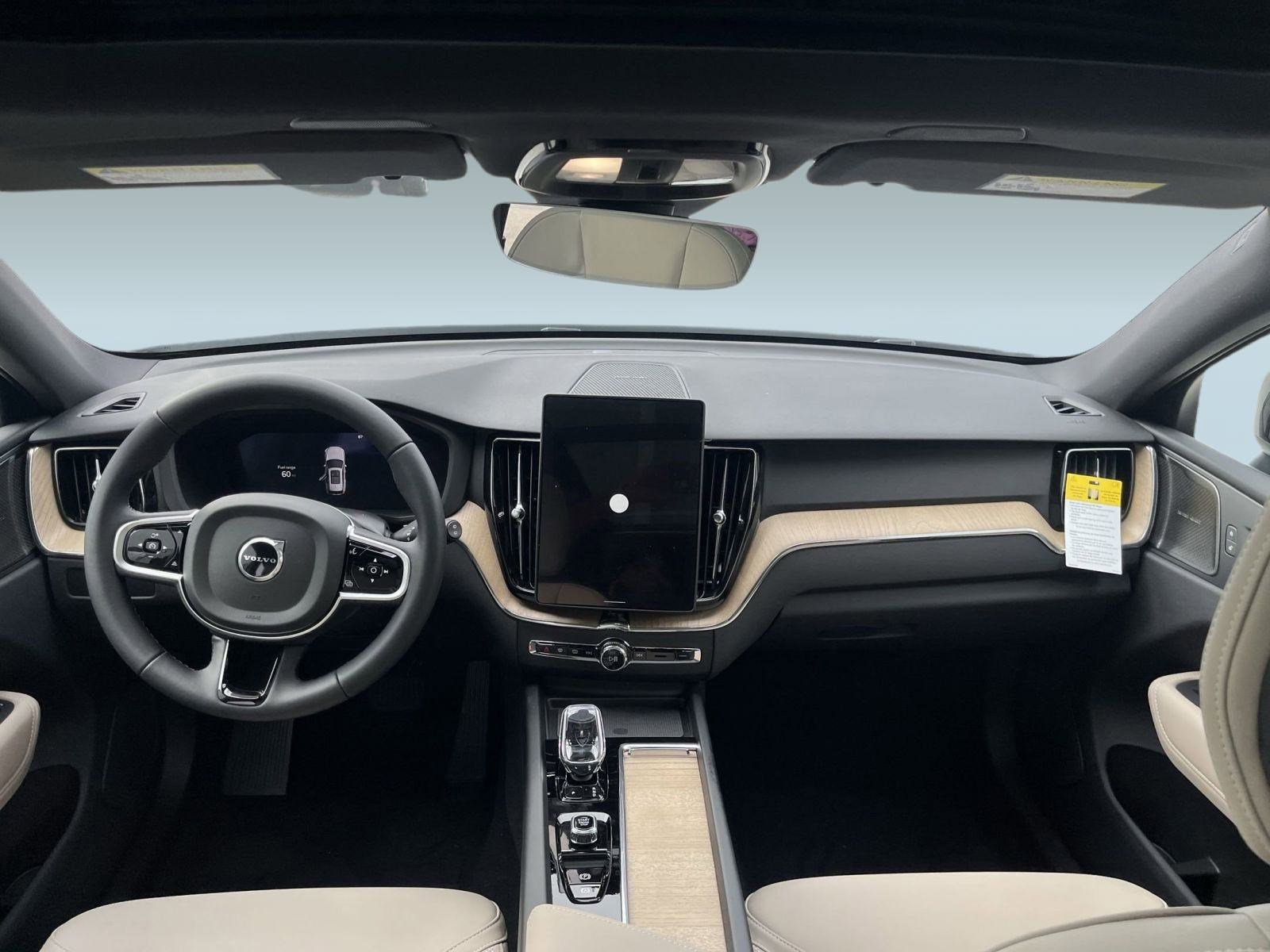 New 2026 Volvo XC60 B5 Plus w/ Protection Package Premier image 15