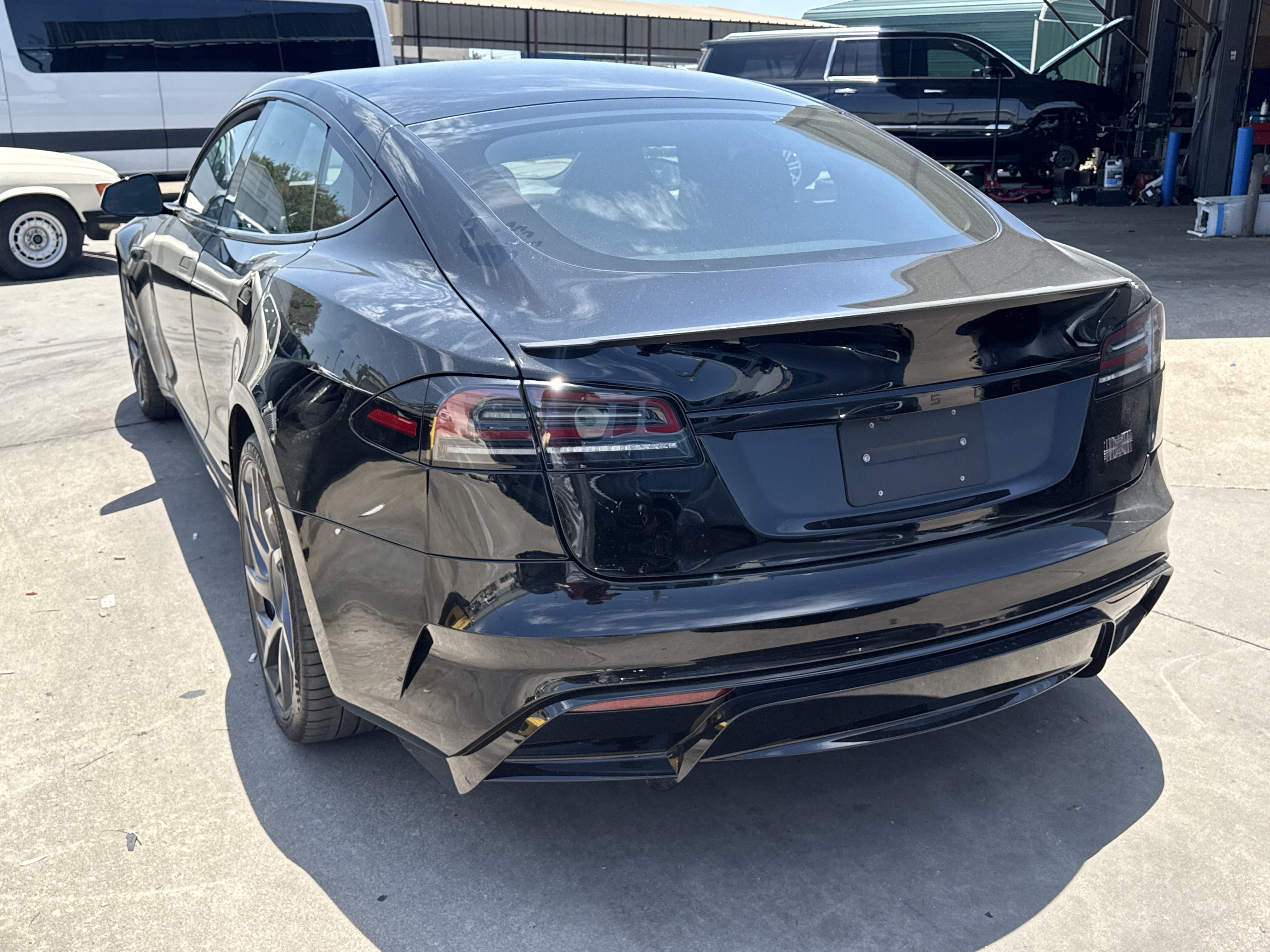 Used 2026 Tesla Model S Plaid AWD/4WD image 8