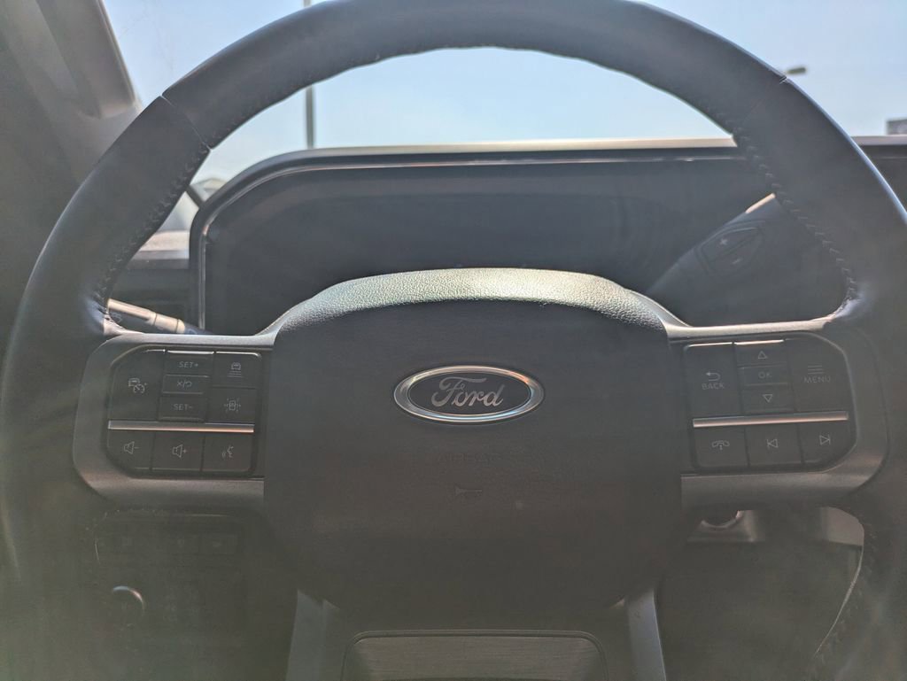 Used 2023 Ford F250 Lariat w/ Lariat Ultimate Package image 33