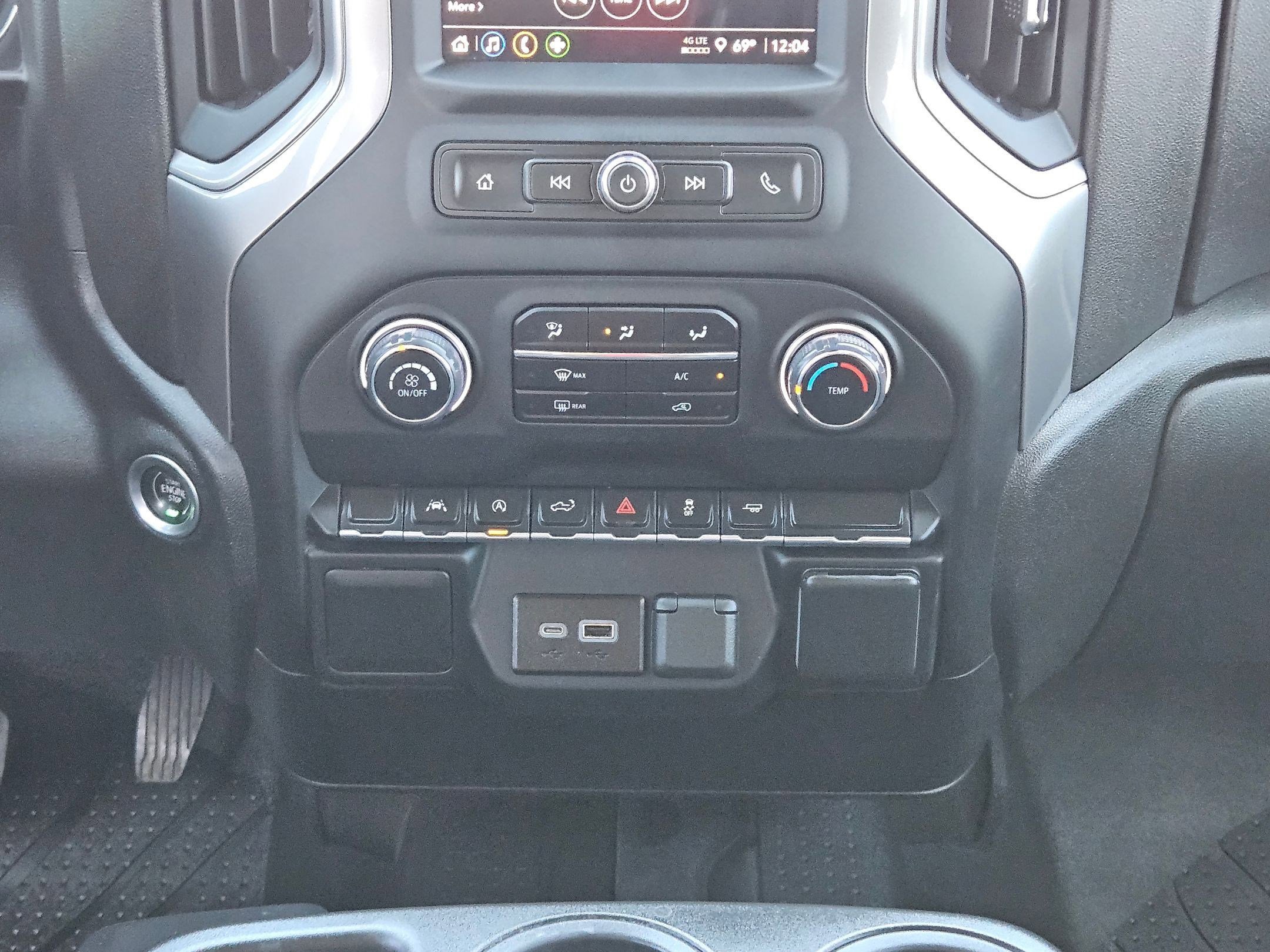 Used 2022 Chevrolet Silverado 1500 Custom image 19