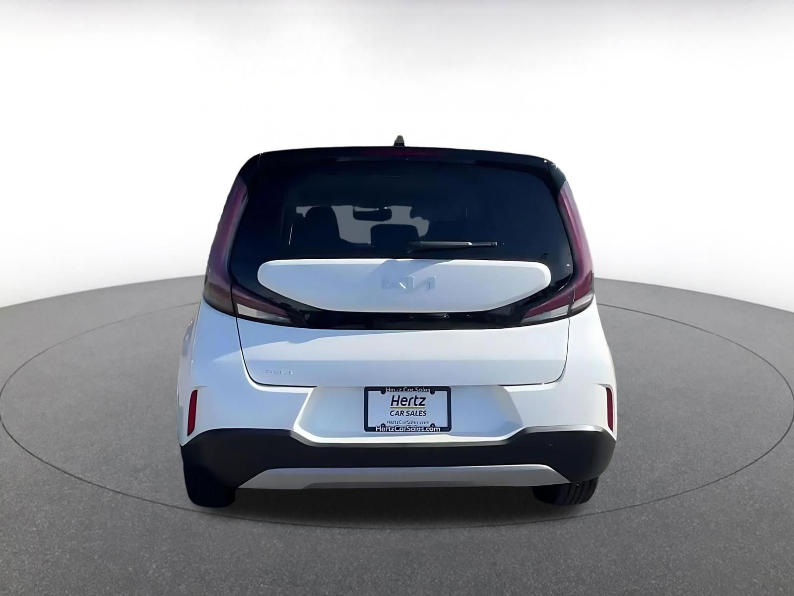 Used 2025 Kia Soul LX w/ LX Technology Package FWD image 12