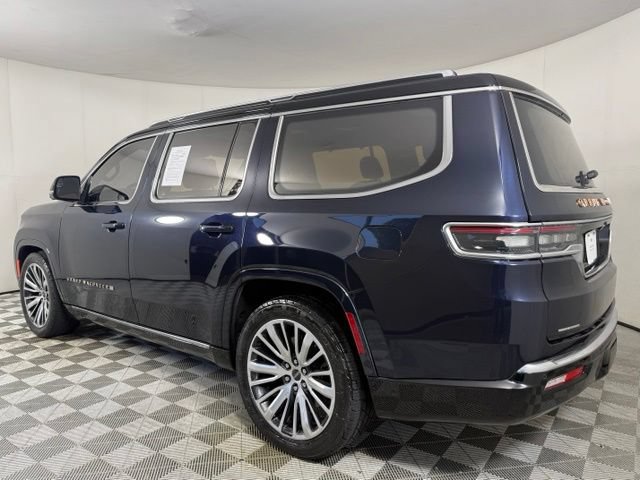 Used 2023 Jeep Grand Wagoneer Series III AWD/4WD image 5