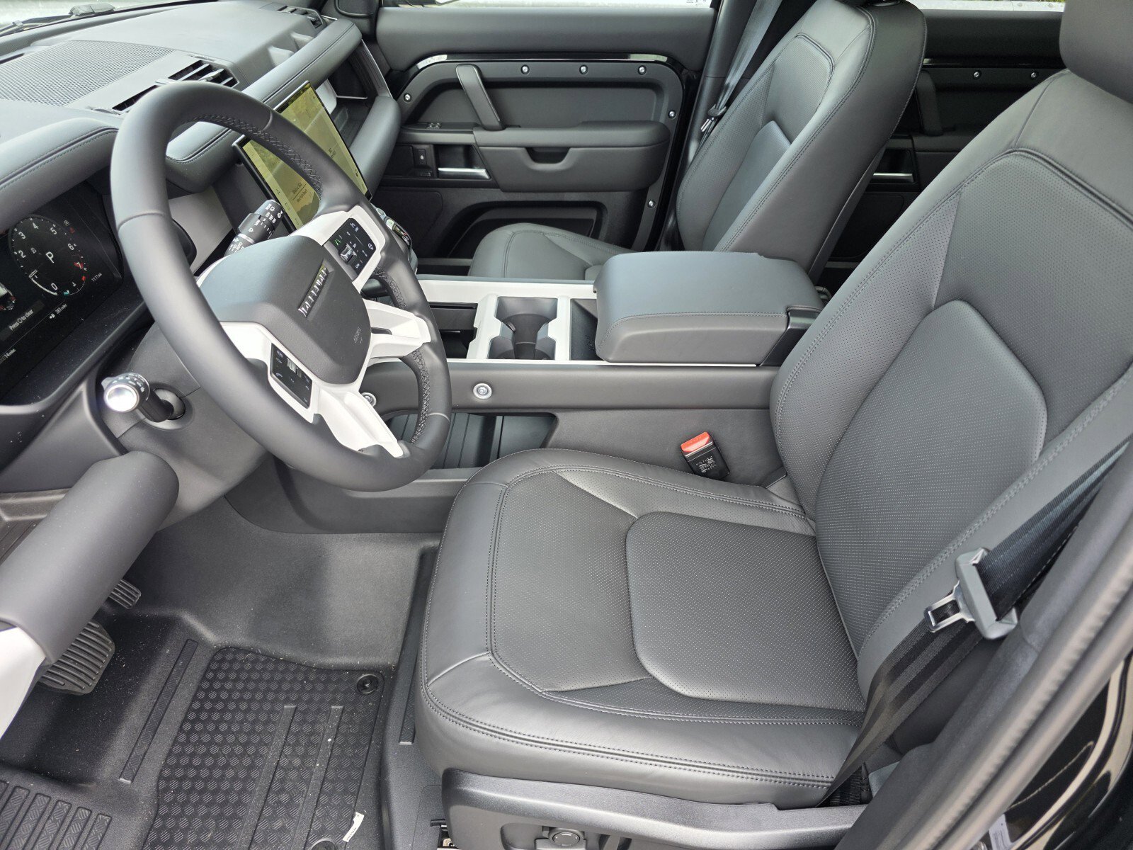 New 2026 Land Rover Defender 110 X-Dynamic SE AWD/4WD image 10
