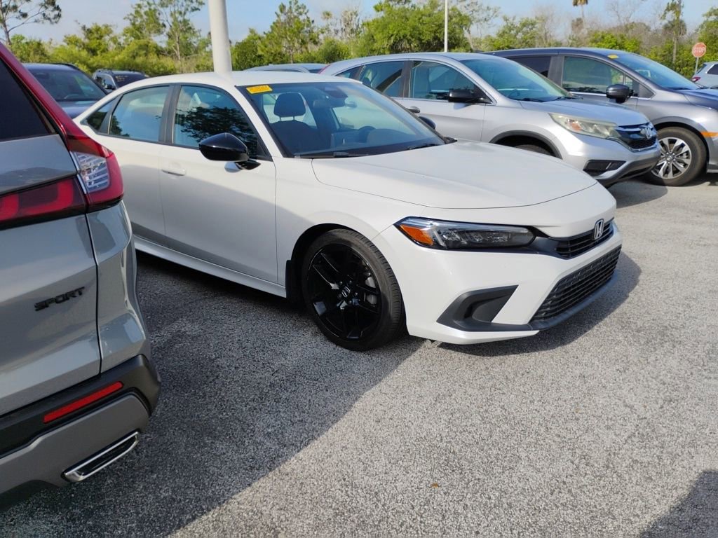 Used 2024 Honda Civic Sport image 2