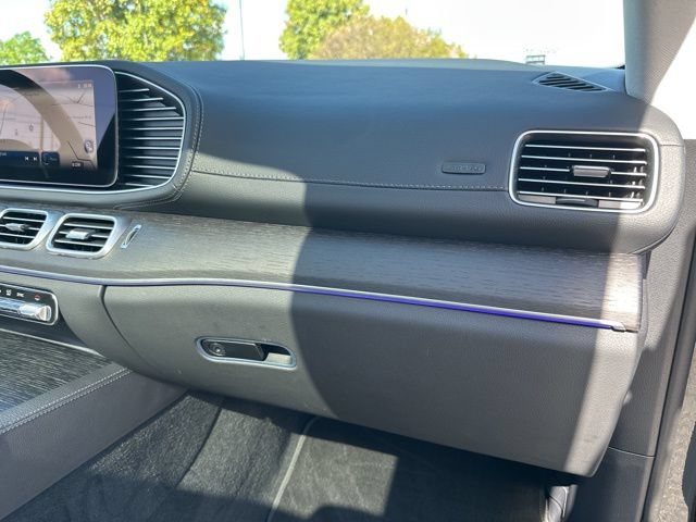 Used 2026 Mercedes-Benz GLS 450 4MATIC image 38
