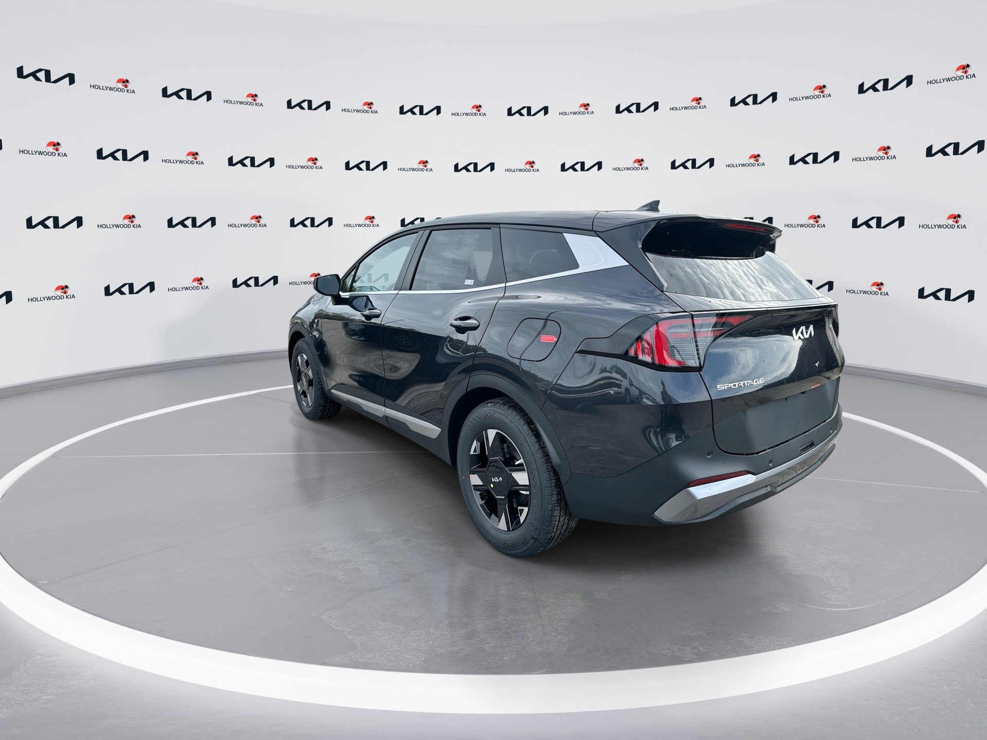 New 2026 Kia Sportage LX FWD image 6