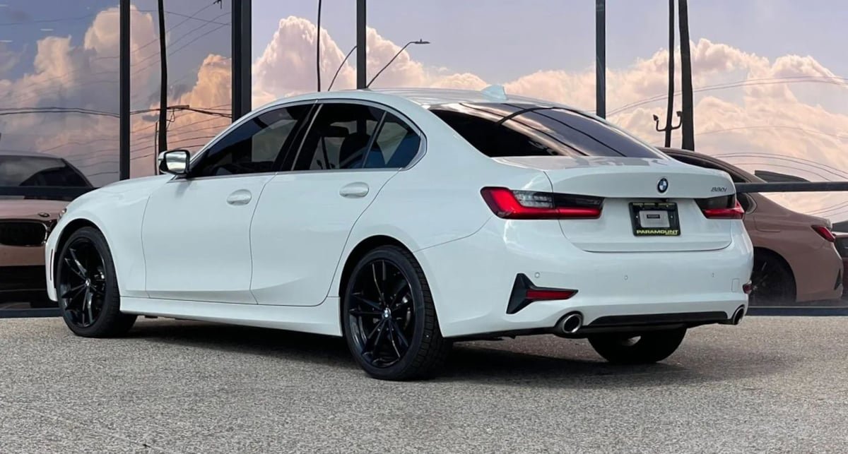 Used 2019 BMW 330i Sedan RWD image 9