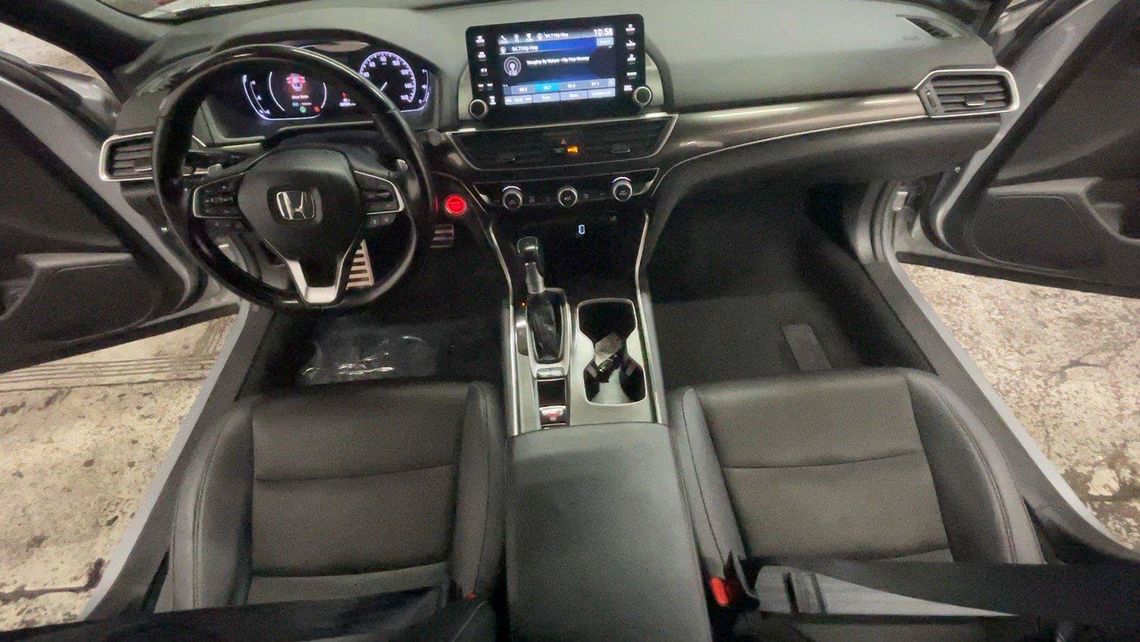 Used 2020 Honda Accord Sport image 30