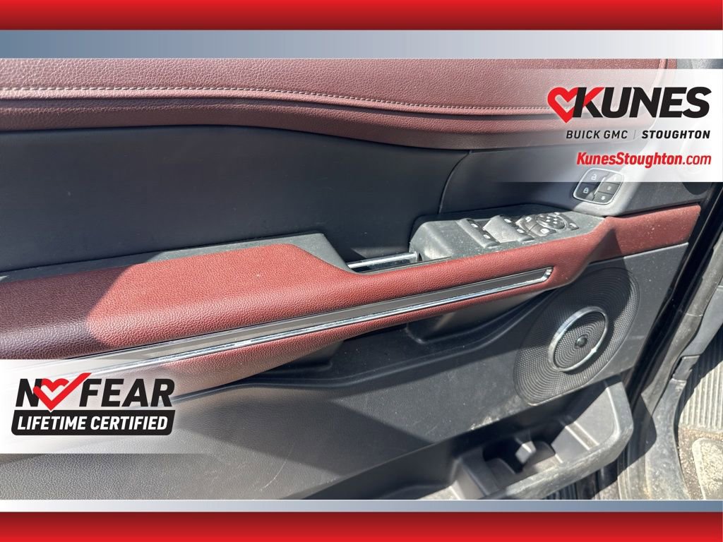Used 2022 Ford Expedition Limited AWD/4WD image 19