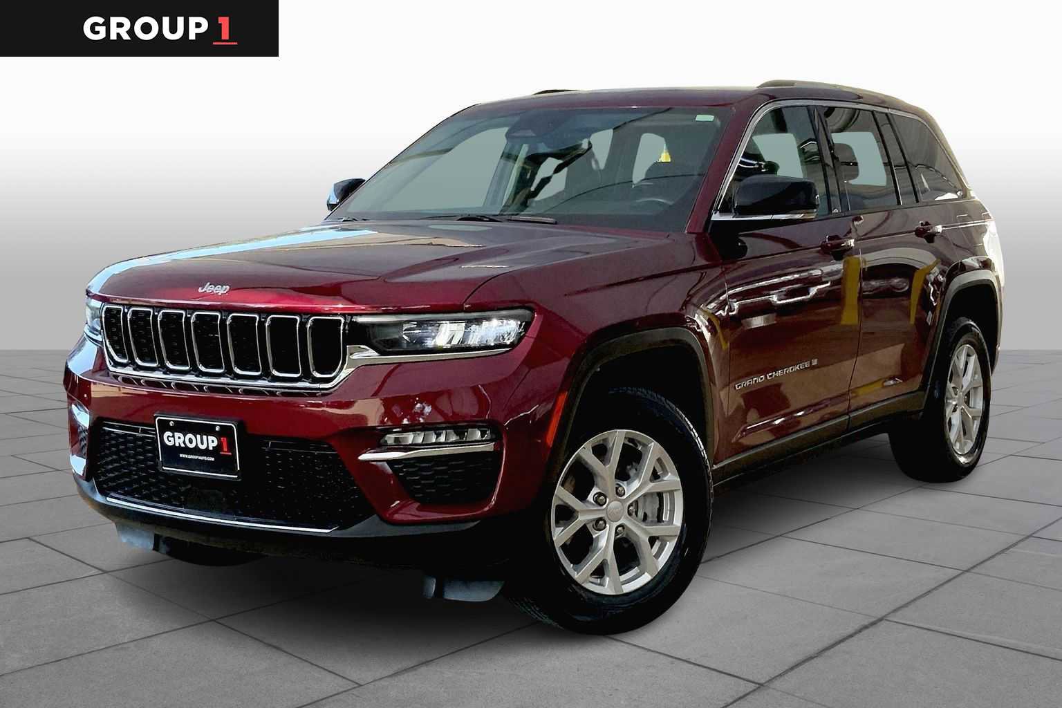 Used 2024 Jeep Grand Cherokee Limited image 1