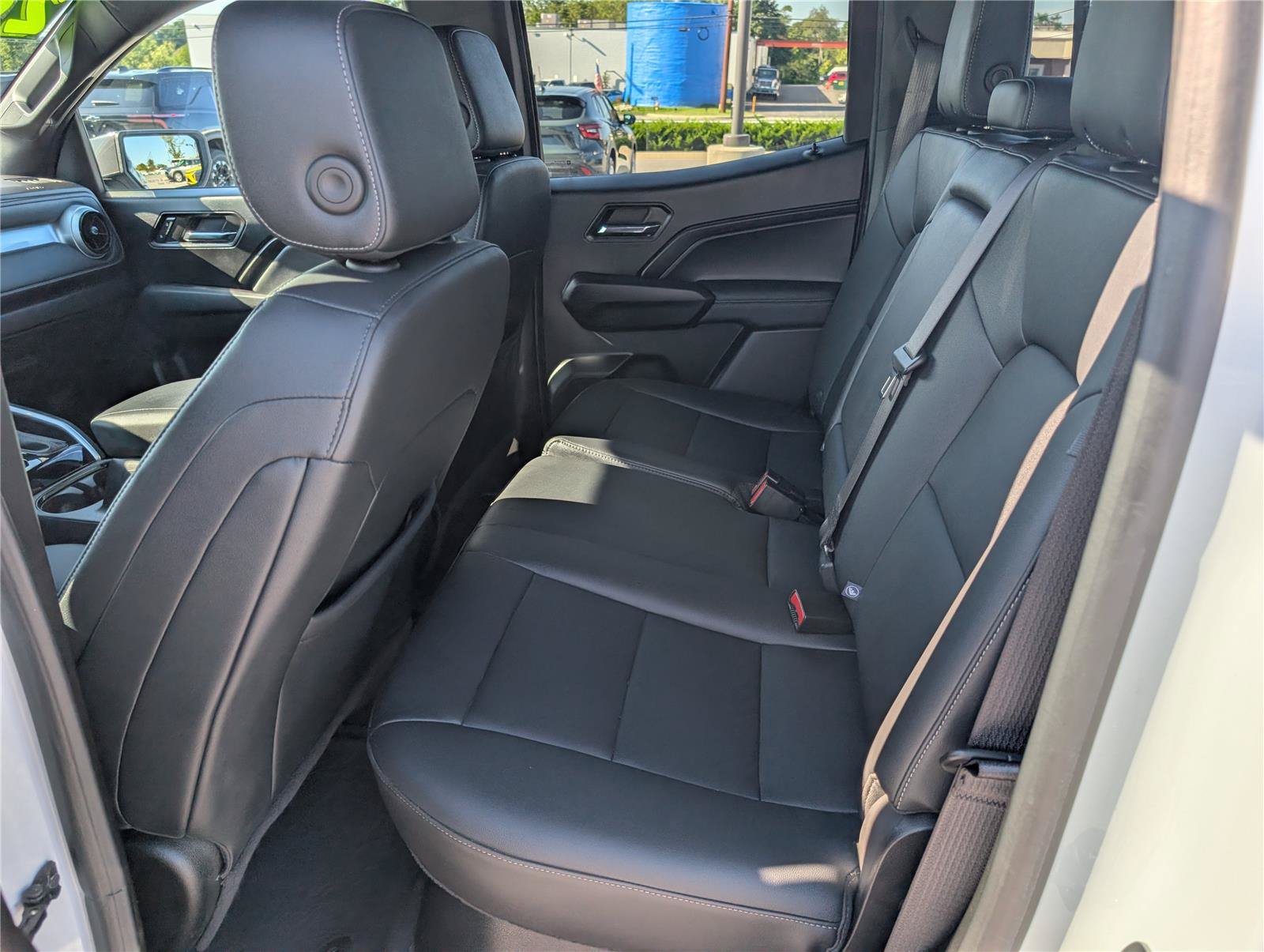 Used 2024 Chevrolet Colorado LT w/ LT Convenience Package III AWD/4WD image 13