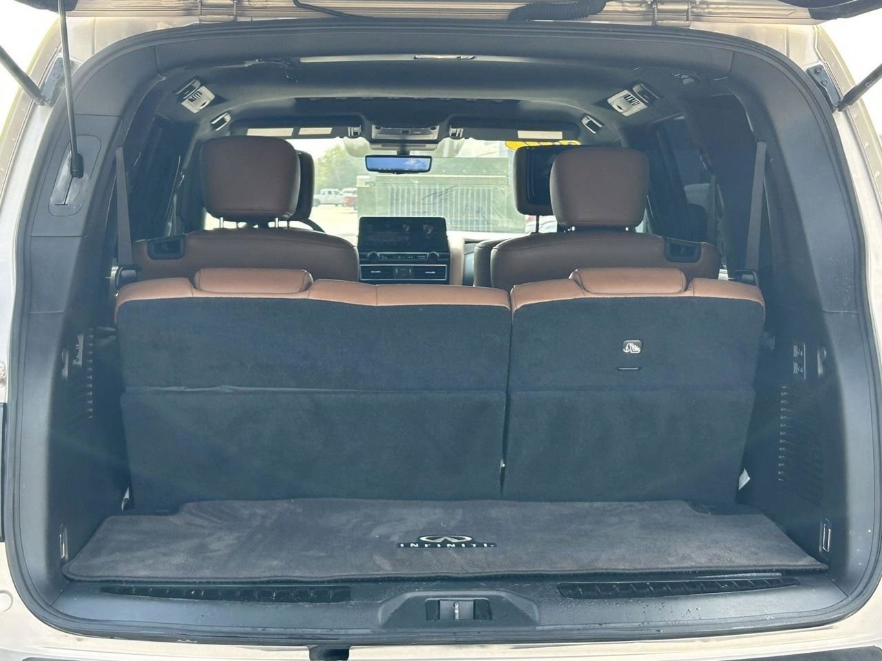 Used 2022 INFINITI QX80 Sensory w/ Cargo Package image 14