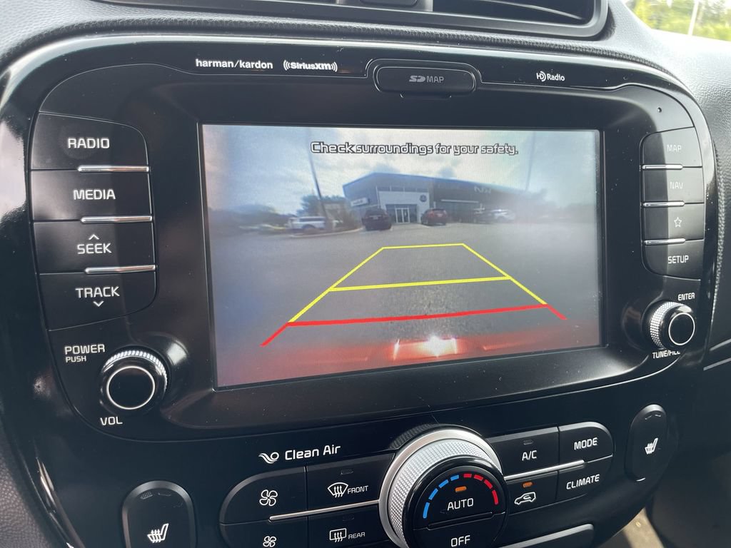 Used 2018 Kia Soul ! w/ Tech Package FWD image 12