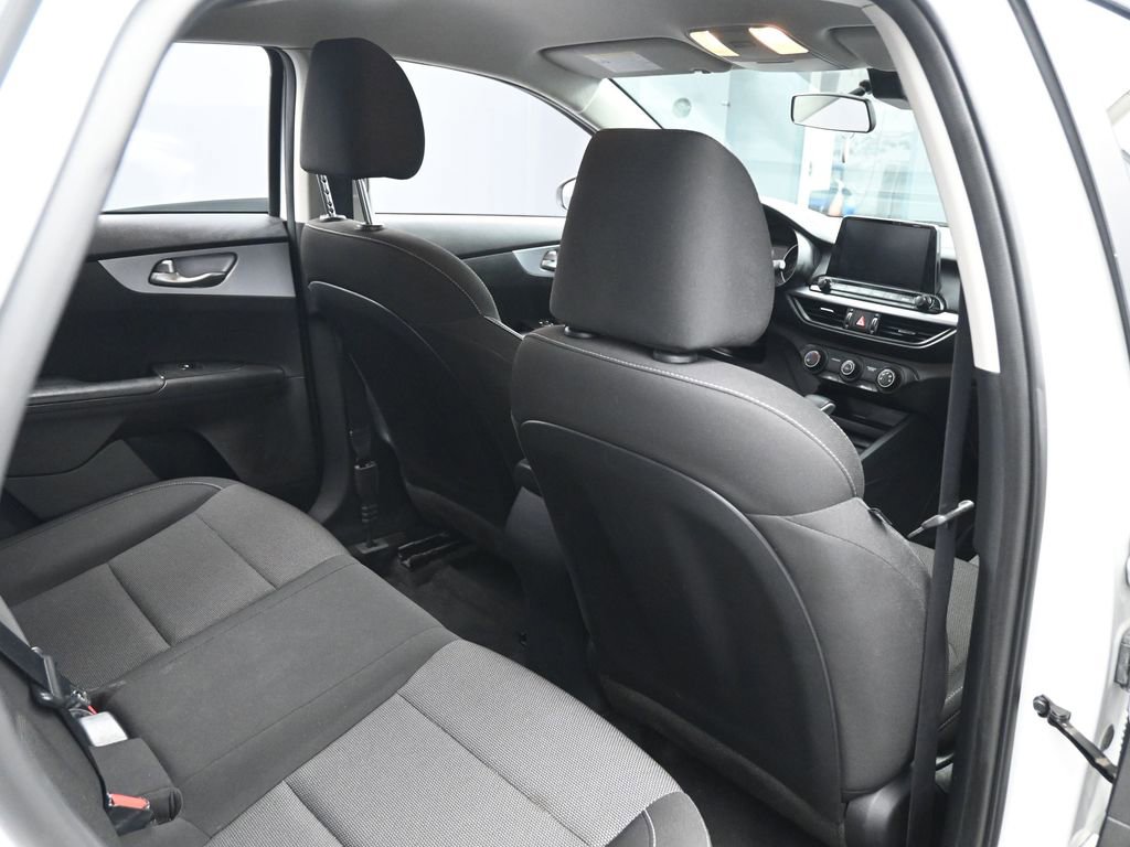 Used 2022 Kia Forte LXS image 28