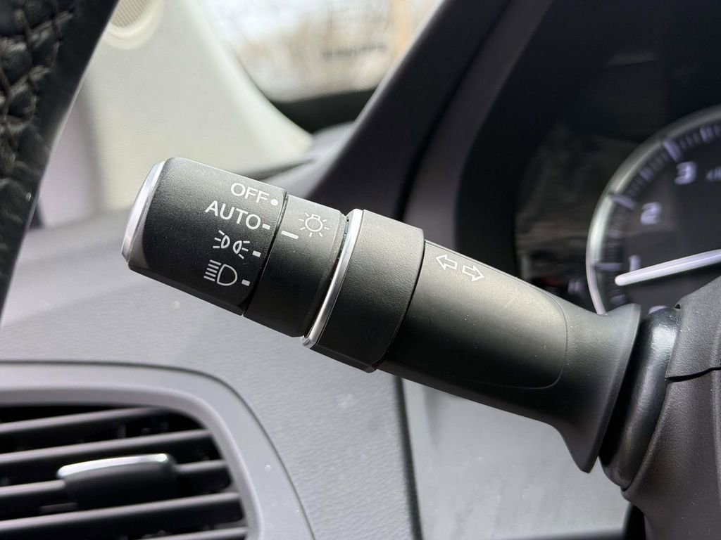 Used 2020 Acura MDX SH-AWD w/ Technology Package image 25