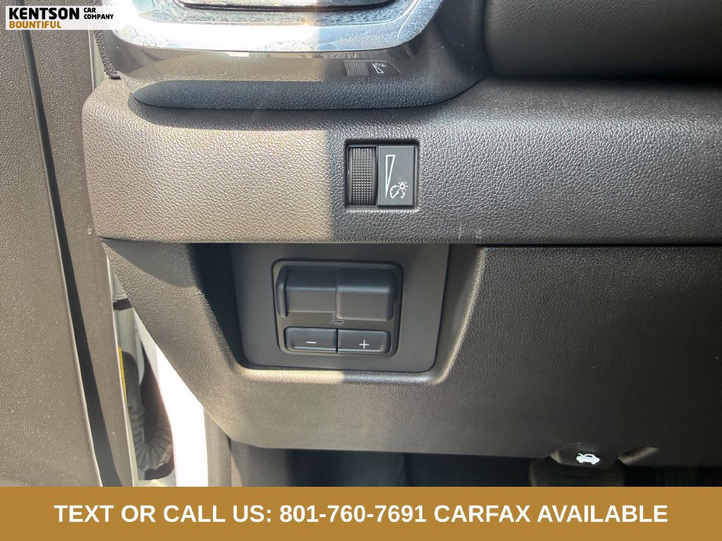 Used 2024 GMC Canyon Elevation w/ Convenience Package AWD/4WD image 18