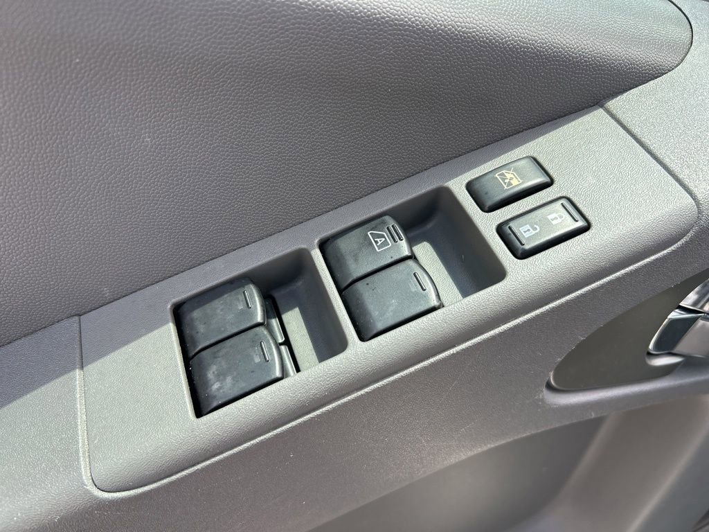 Used 2017 Nissan Frontier SV w/ SV Value Truck Package RWD image 19