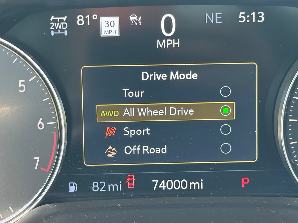 Used 2021 Buick Envision Avenir w/ Technology Package II AWD/4WD image 44