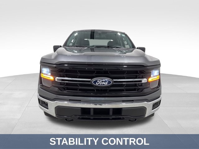 Used 2024 Ford F150 XLT AWD/4WD image 3