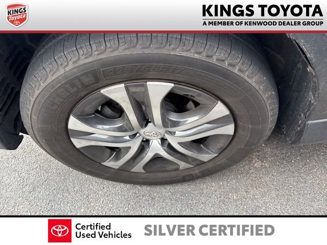 Used 2018 Toyota RAV4 LE w/ All Weather Liner Package FWD image 12