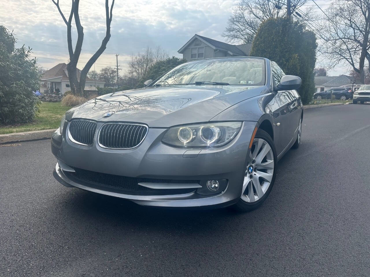 Used 2011 BMW 328i Convertible RWD image 2