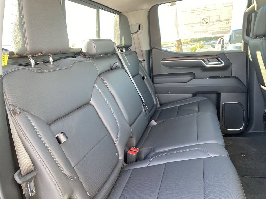 New 2025 GMC Sierra 1500 SLT w/ SLT Premium Plus Package image 28