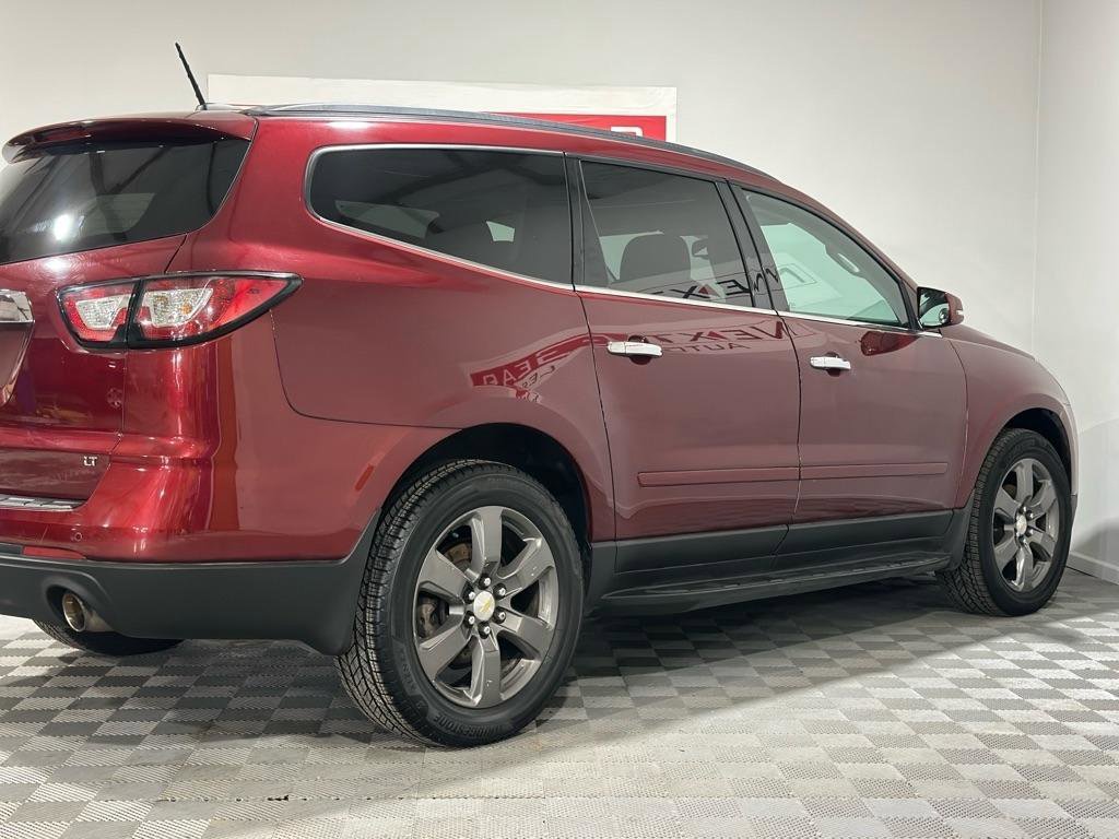 Used 2017 Chevrolet Traverse LT image 10