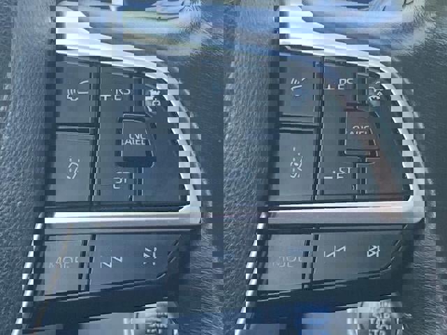 Used 2022 Toyota Highlander LE image 7