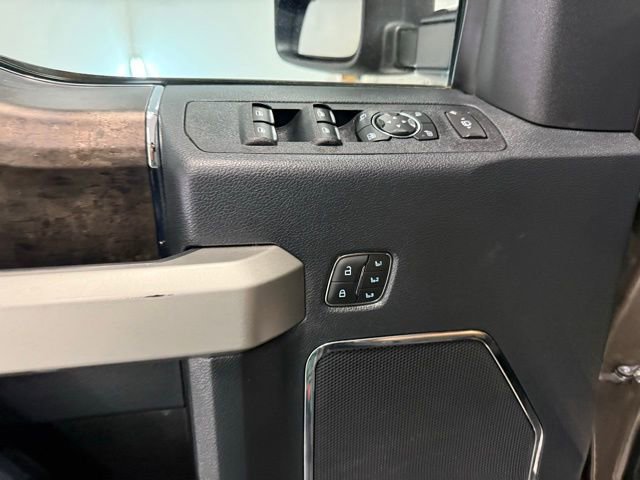 Used 2022 Ford F250 Lariat w/ Lariat Ultimate Package image 13