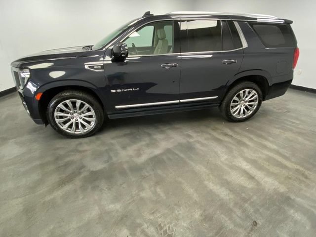Used 2023 GMC Yukon Denali AWD/4WD image 4