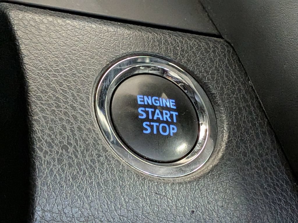 Used 2024 Toyota Camry XSE FWD image 18