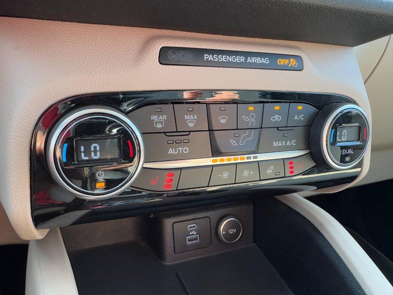 Used 2021 Ford Escape SE w/ Convenience Package image 17