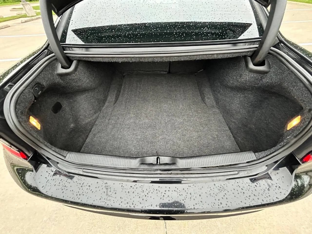 Used 2019 Dodge Charger SXT w/ Leather Interior Group RWD image 11
